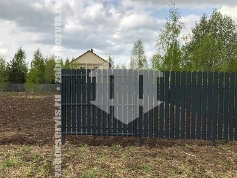 Забор из евроштакетника 84 метра