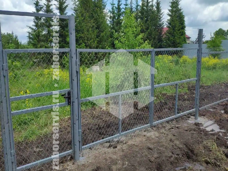 Забор из сетки рабицы секциями 117 метров